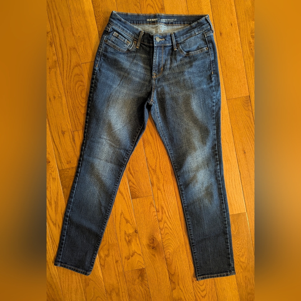 Old Navy Women's Curvy Profile Mid-Rise Straight Leg Jeans Sz 6 Short